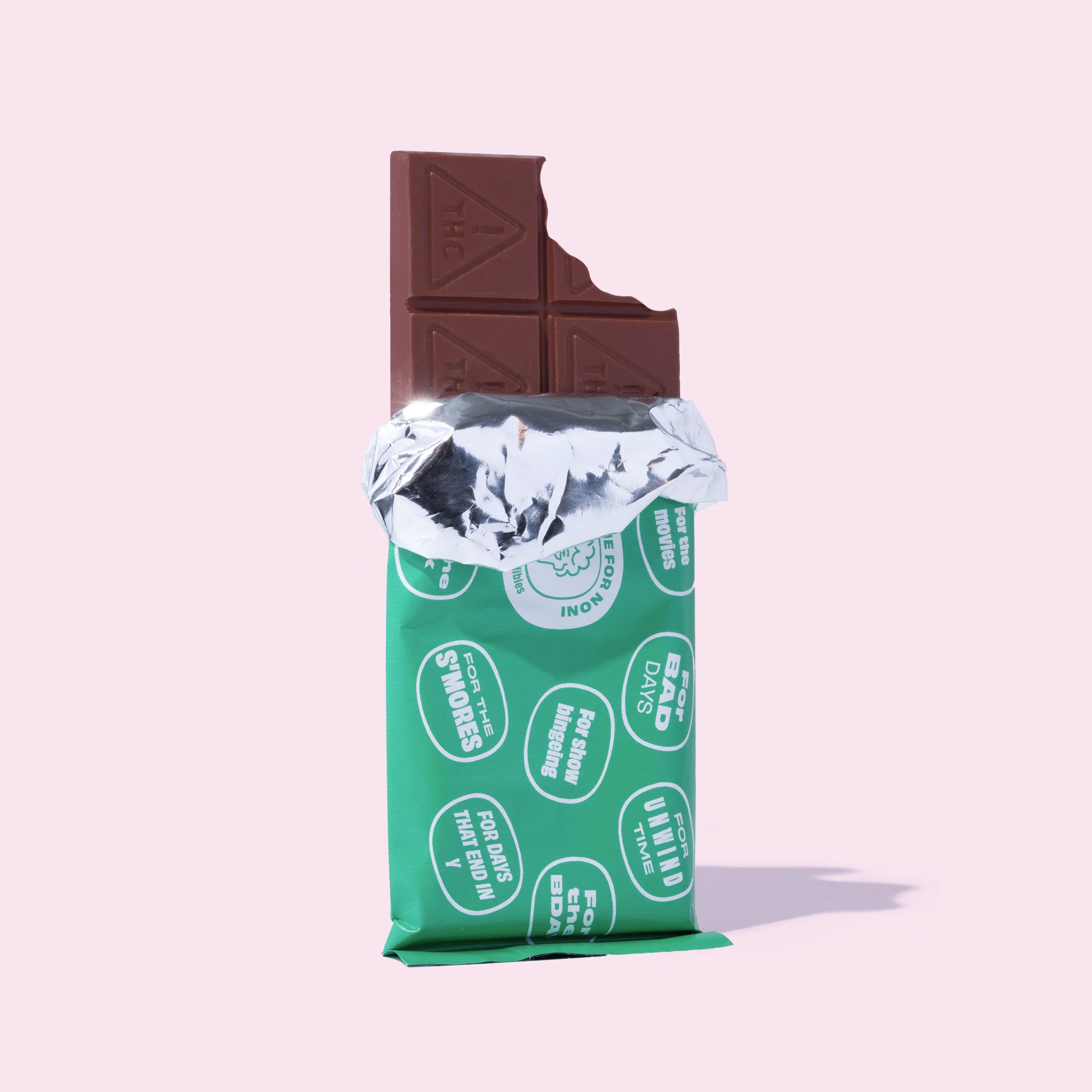 Red Velvet Magnolia Bakery THC Chocolate Bar - Image 6